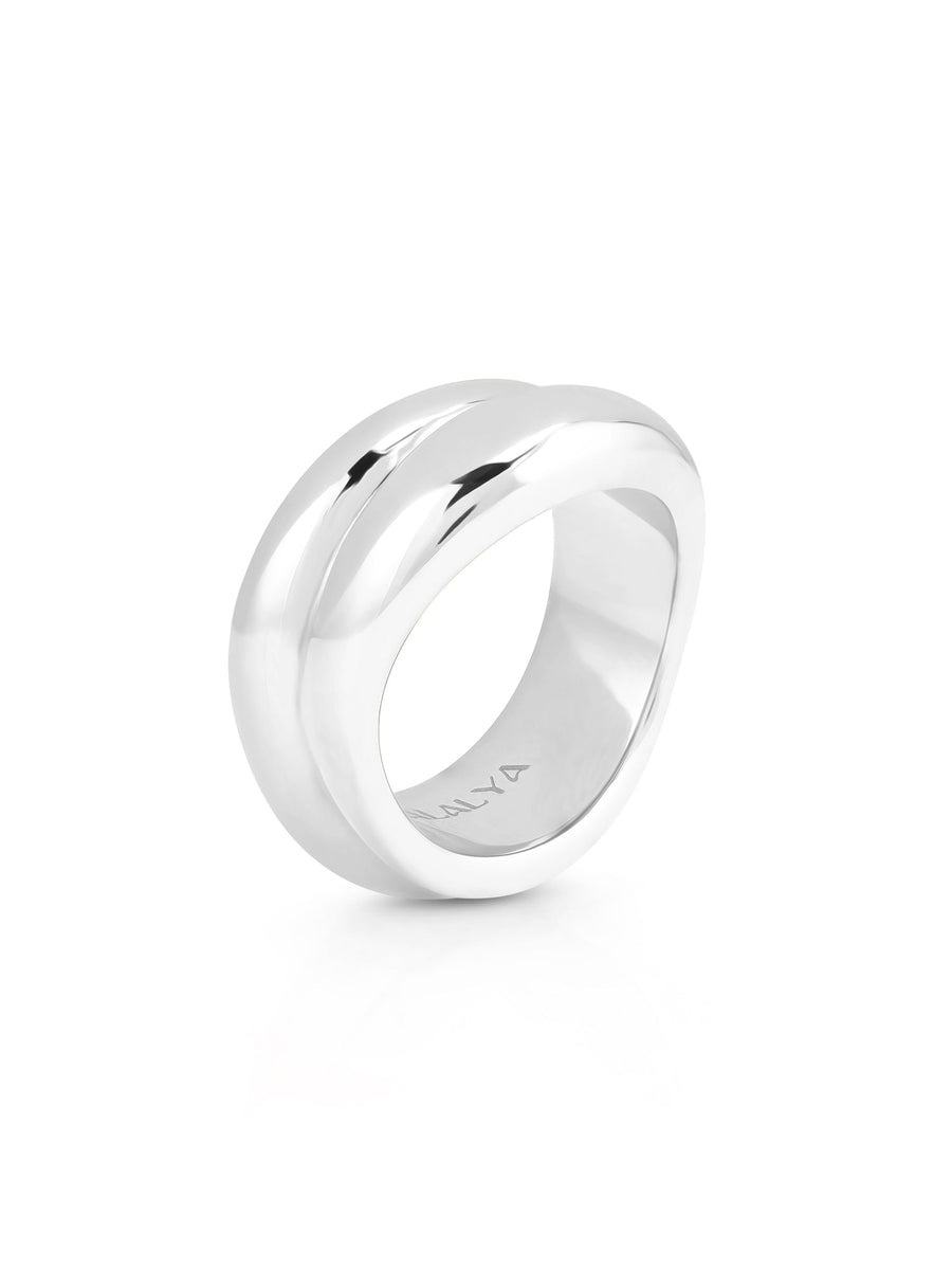 Elegant double-band silver ring with sculpted shine – ALALYA GCC

