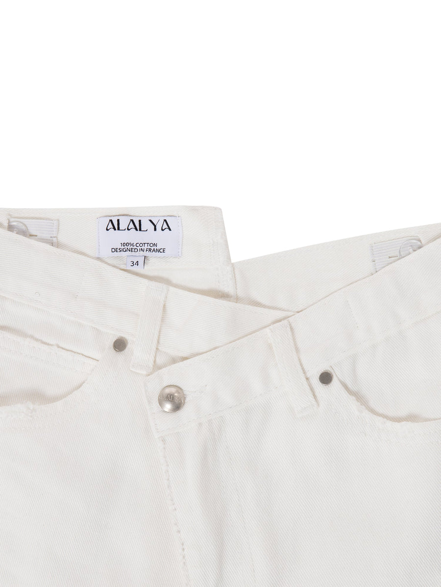 Lina™ | Mid-Rise White Criss-Cross Straight-Leg Jeans